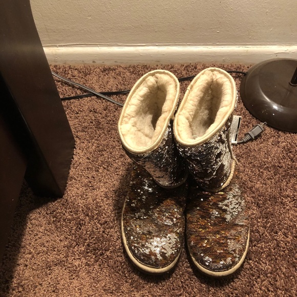 Sequin UGGS - Picture 3 of 3